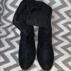 🆕 Classified black heels suede booties